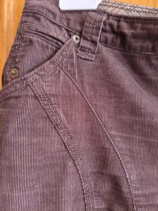 Falda de pana Mango marrón chocolate