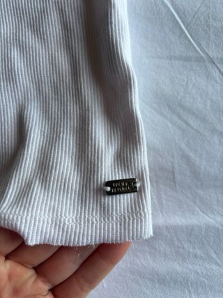 Top blanco flor de Pull & Bear