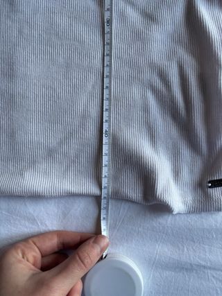 Top blanco flor de Pull & Bear