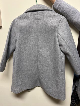 Abrigo niña Zara gris Talla 9 (130 cm)