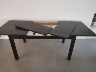 Mesa comedor Bjursta 140/220