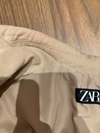 Blazer Zara efecto arrugado