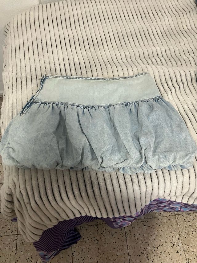 Falda vaquera estilo globo