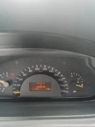 Mercedes-Benz Vito 2003