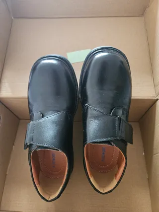 Zapatos colegiales UNIT niño negros