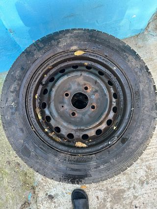 Rueda con llanta 175/70R14C