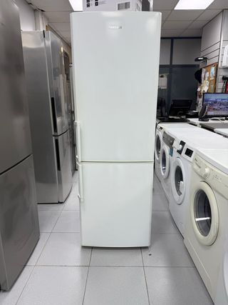 Nevera Samsung No Frost 1,78m x 60cm