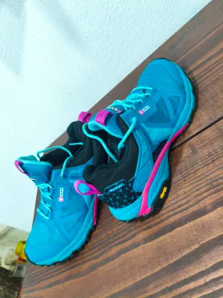 Zapatillas montaña poco uso, para trekking