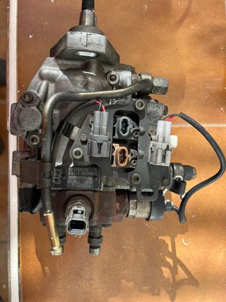 Bomba Inyectora Diésel Toyota Land Cruiser J9