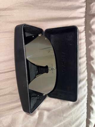 Occhiali da sole Versace grigi modello VE2180