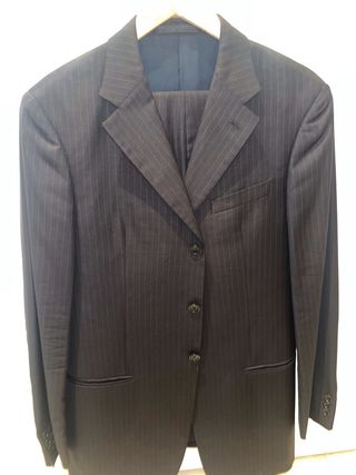 Traje Armani Rayas Negras