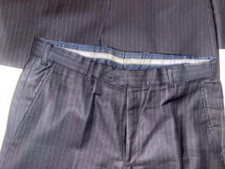 Traje Armani Rayas Negras