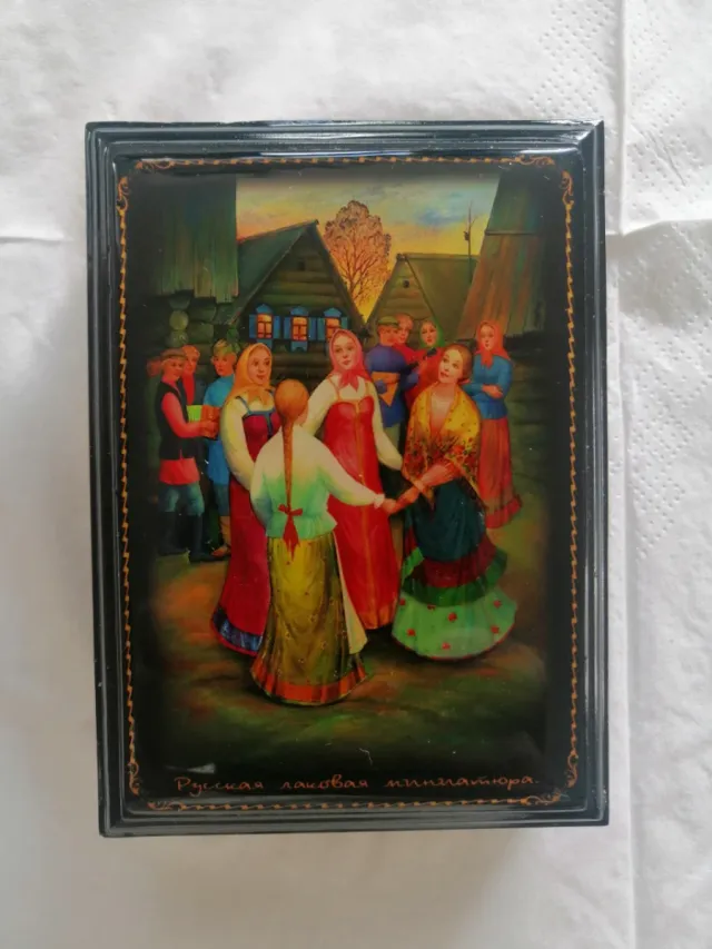 Scatolina Russa Laccata Dipinta a Mano
