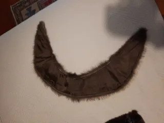 Collo pelliccia sciallato marrone chiaro