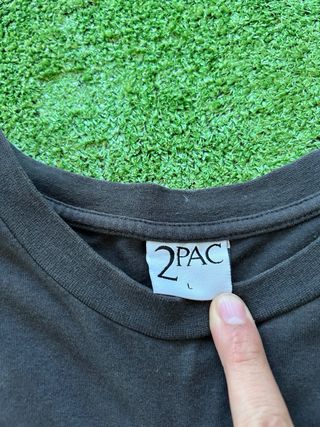 Camiseta All Eyez On Me Tupac Negra