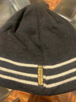 Gorro Armani Jeans Negro y Blanco
