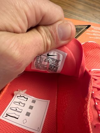 Zapatillas Nike Free Naranja y Blanco