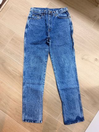 Vaqueros vintage efecto lavado