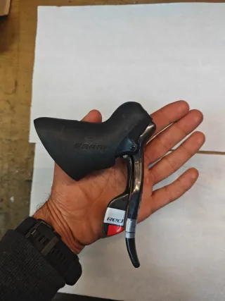 Maneta SRAM RED 10v Derecha