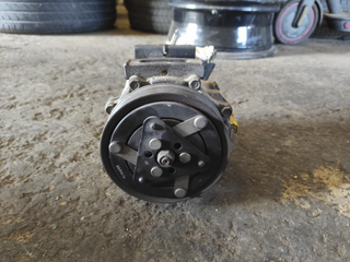 Compresor aire acondicionado 9651911480 Peug