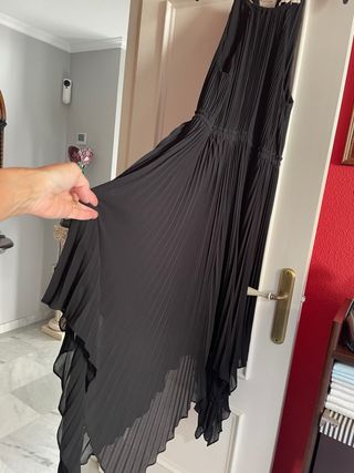 Vestido elegante negro fiesta