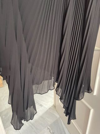 Vestido elegante negro fiesta