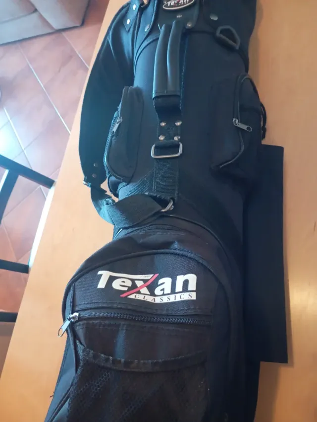 Bolsa de golf Texas negra