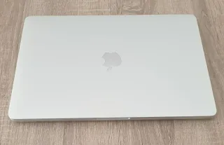 MacBook Pro 13” M1 8GB/256GB Impecable. 40 Ciclos.