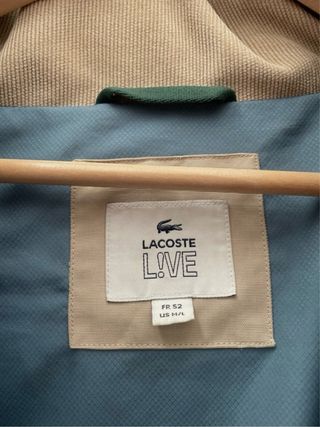 Cazadora acolchada Lacoste Beige. Mangas en pana