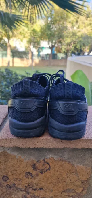 Zapatillas Asics Negras Deportivas