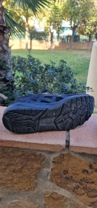 Zapatillas Asics Negras Deportivas