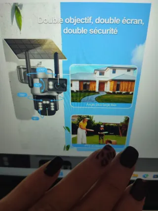 Telecamera sorveglianza WiFi con pannello solare