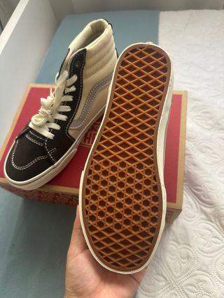Zapatillas Vans Sk8-Hi Beige y Marrón