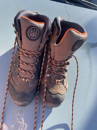 Botas de montaña Beretta marrones y grises