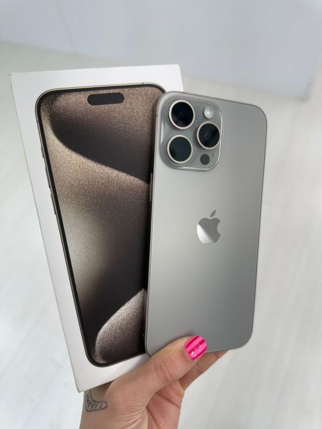 IPHONE 15 PRO MAX 256GB SEMI NUEVO