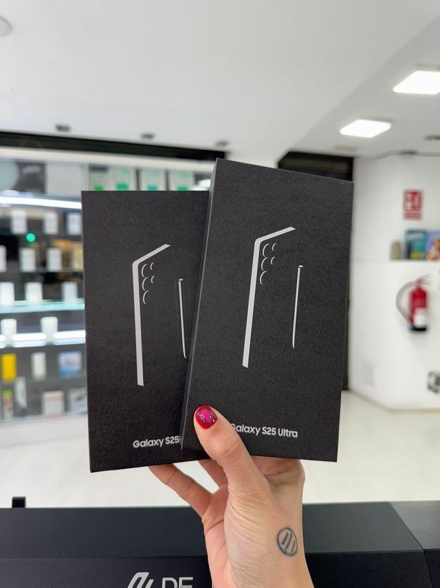 SAMSUNG S25 ULTRA 256GB SIN ABRIR