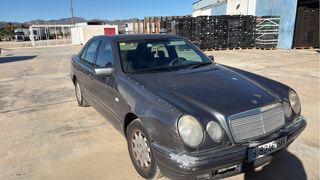 Mercedes-Benz Clase E 1996