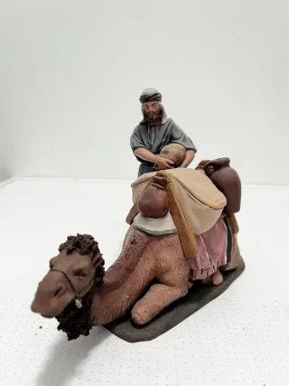 Figura Belén J.L. Mayo 16 cm