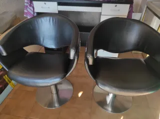 2 Sillas de Peluquería Elevadoras Negras