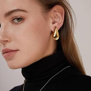 Pendientes YeGieonr chapados en Oro 18K