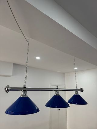 Lámpara de billar azul