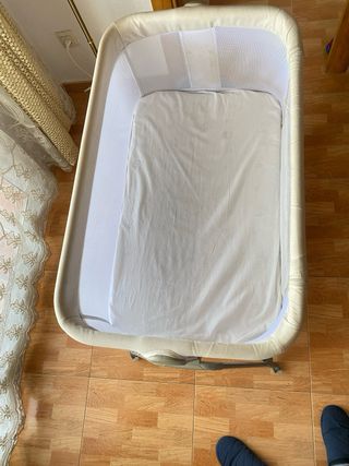 Cuna de bebé portátil