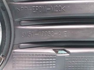 MOLDURA FORD FOCUS BERLINA (CAP) (6)