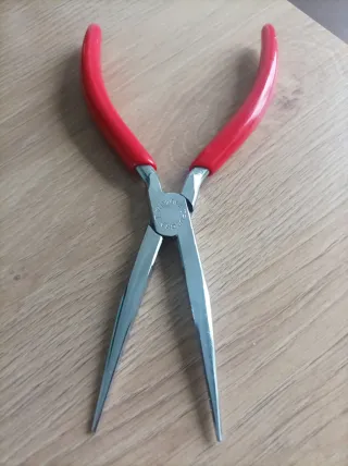 Alicates Palmera punta larga
