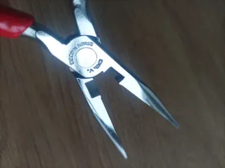 Alicates Palmera punta larga