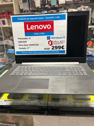 Lenovo V340-17 i5 8GB RAM 256GB SSD 17''