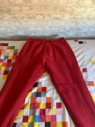 Pantalón chándal Adidas rojo