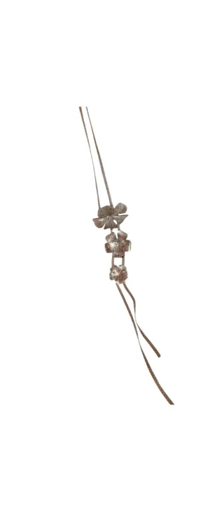 Collar metálico de tréboles dorado