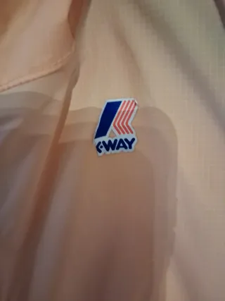 Giacca gialla con zip