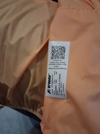 Giacca gialla con zip